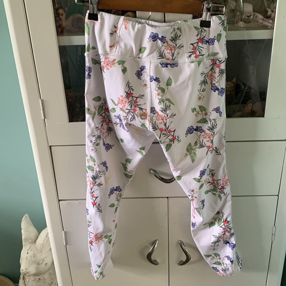 Athleta sz S Floral Leggings like new! - Picture 9 of 10